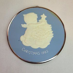 Hallmark Betsey Clark 1982 Cameo Keepsake